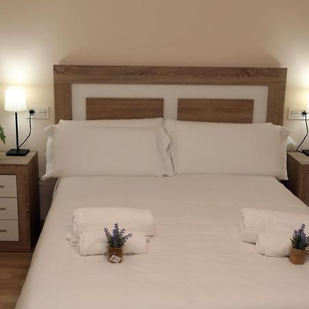 Apartamentos Turisticos Puente Romano Portal 4 Bajo -A 萨拉曼卡 外观 照片